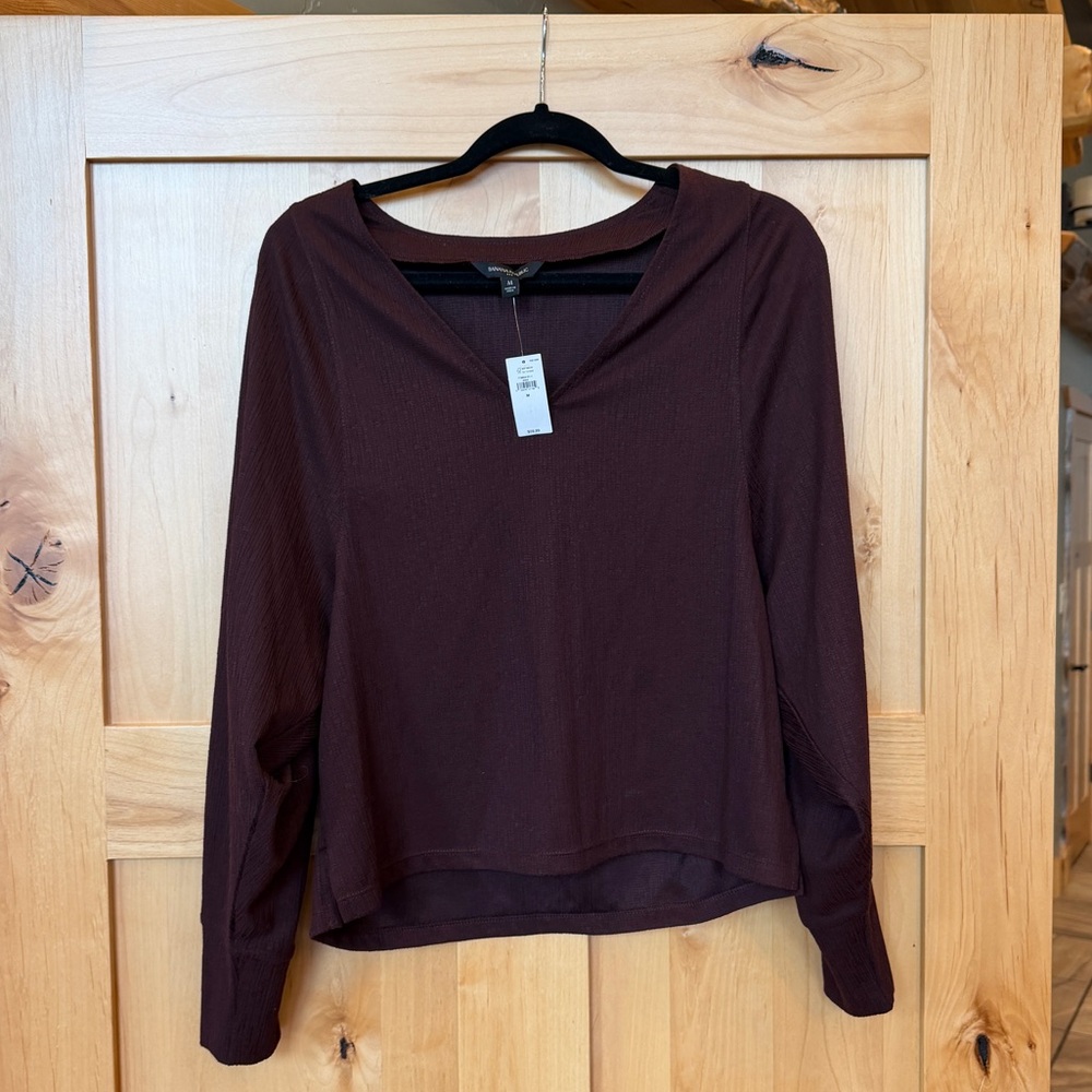 NWT Banana Republic Factory Dolman Sleeve V-Neck Textured Knit Top Size M Plum